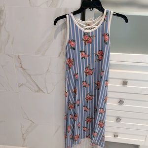 Gorgeous summer dress for girls size small to medium great price
